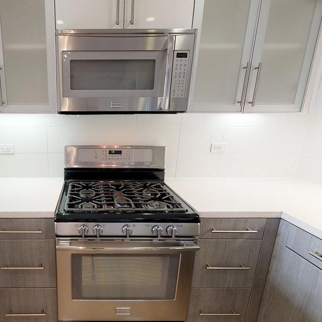 Santa Monica Apartments Riva Contact